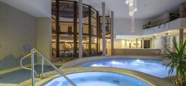 Colosseum Wellness Hotel Morahalom