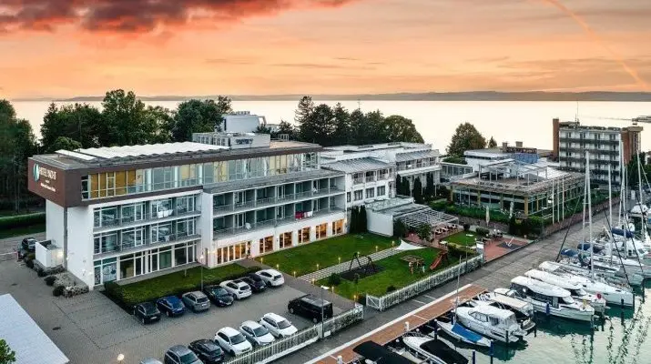 Hotel Yacht Wellness & Business Siofok